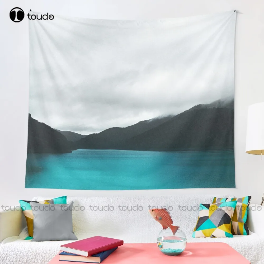 The Waters And The Wild Tapest - Home Decor Website recension och pris